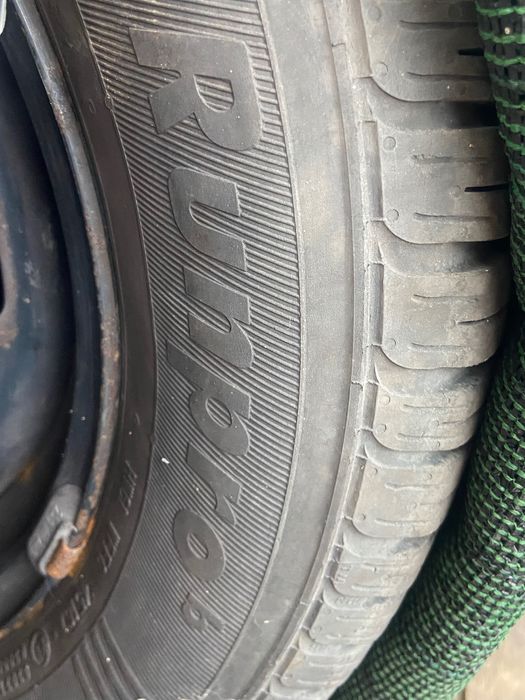 Летни гуми с метални джанти 185/65 R14 Kormoran Runpro