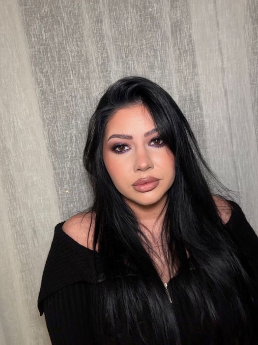 Make-up artist , cu diploma acreditata