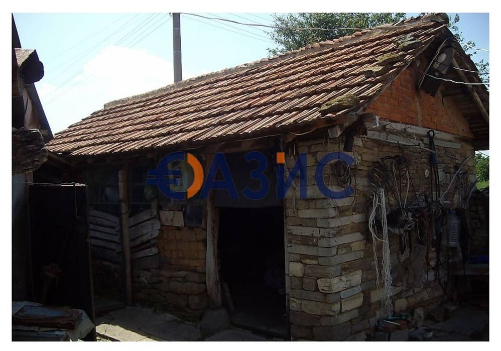Къща в селото. Огнен, обл. Бургас, България, 65 кв. м. и земя 1000 кв.