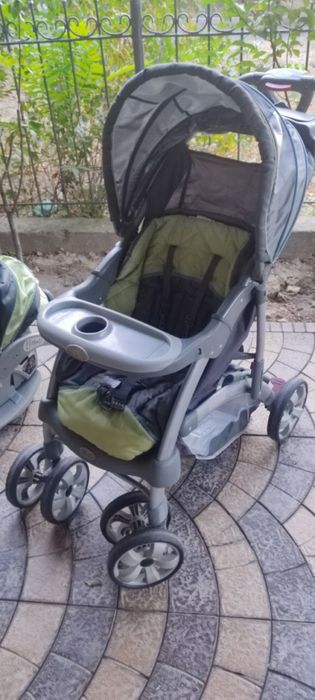 Коляска с креслом для детей