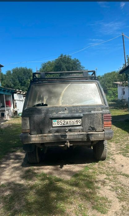 Jeep Cherokee обиом 4