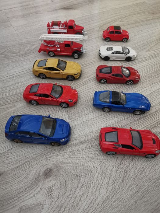 Колички различни размери