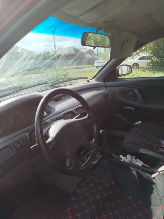 Автомобиль Мазда