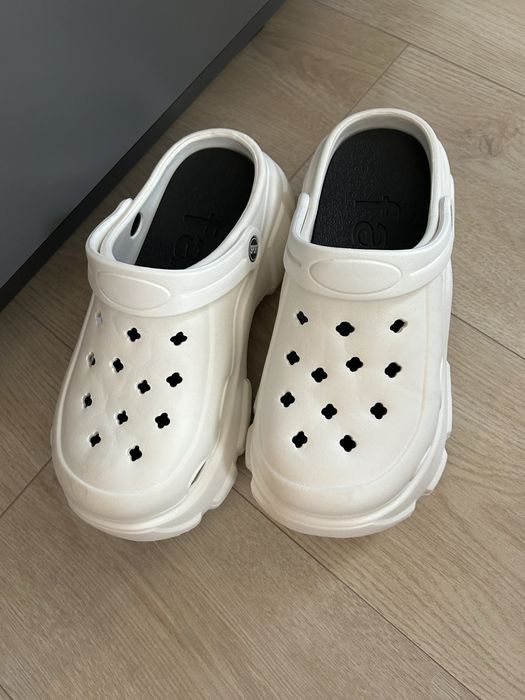 Дамски обувки тип Crocs