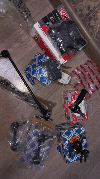 Гольф 5 запчасти 2004