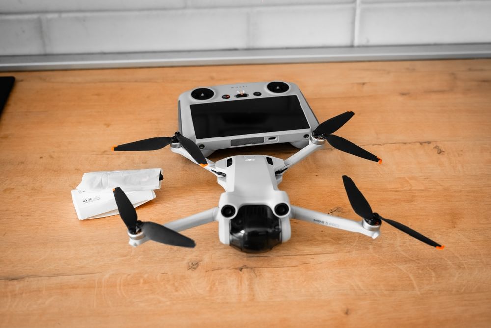 Дрон Mini pro 3  почти как новый