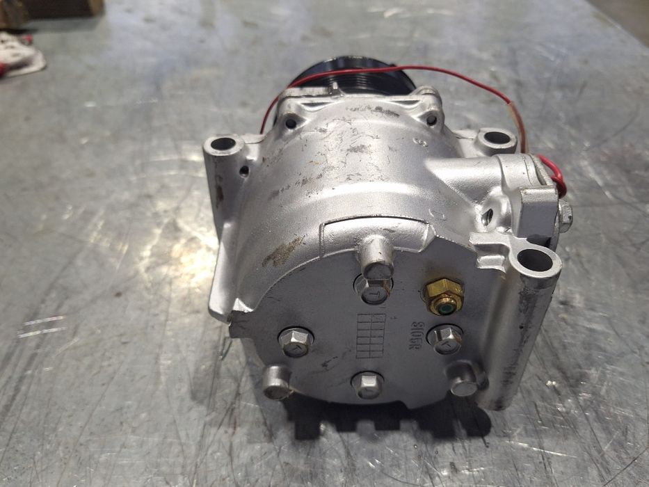 Климатичен компресор