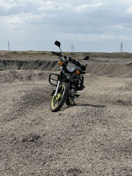 Продам мотоцикл Haojin 200