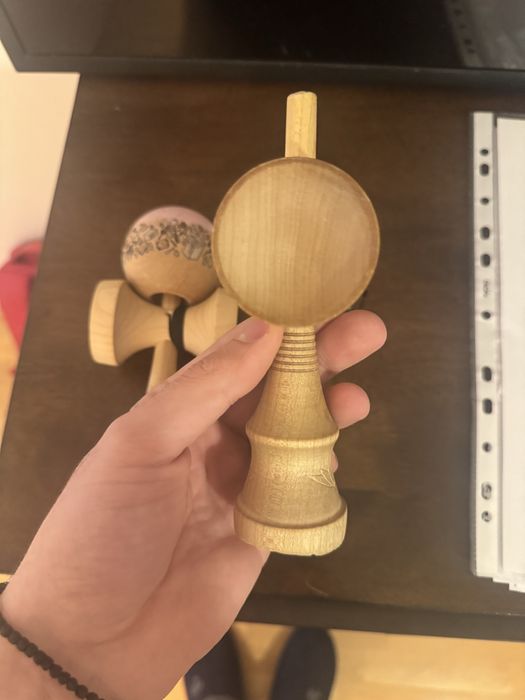 Kendama Miguel Kitchen Tama + ken lotus element + ken krom slaydawg 4