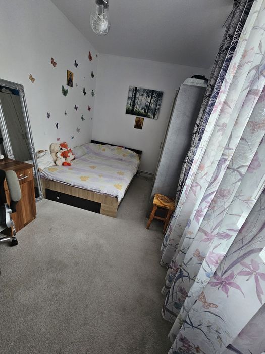 Vând apartament 2 camere decomandat
