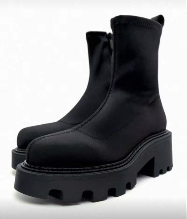 Босоножки  38 размер