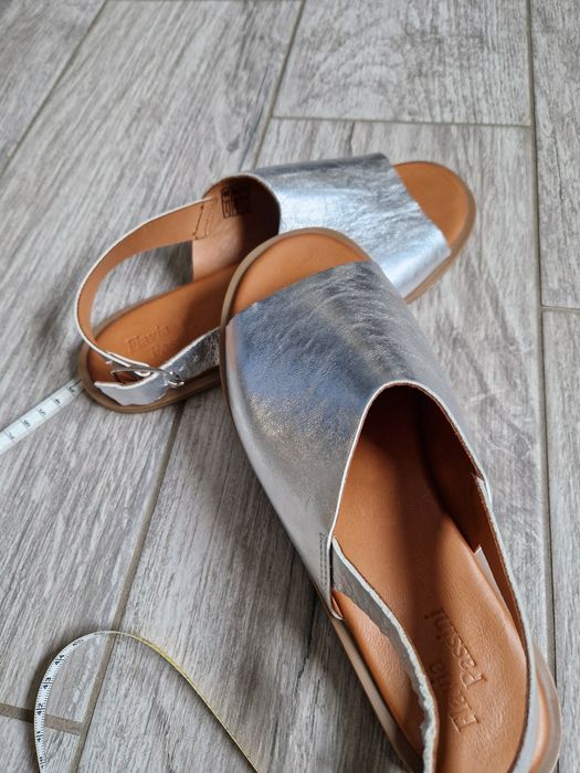 Sandale argintii piele 39 noi