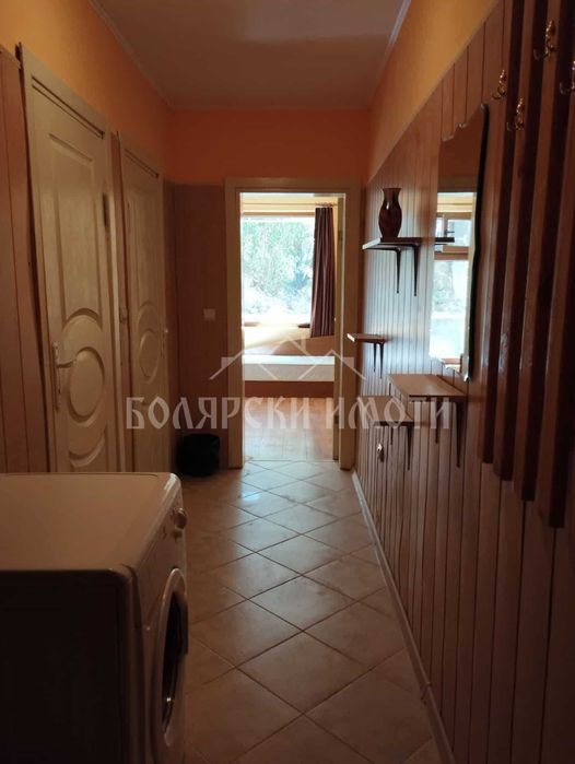 Дава се под наем Едностаен апартамент в Велико Търново, Център - 40 кв.м за 255 € - Снимка #6