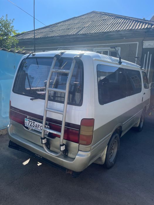 Toyota Hiace в продаже