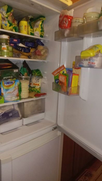 Продам холодильник samsung на запчасти