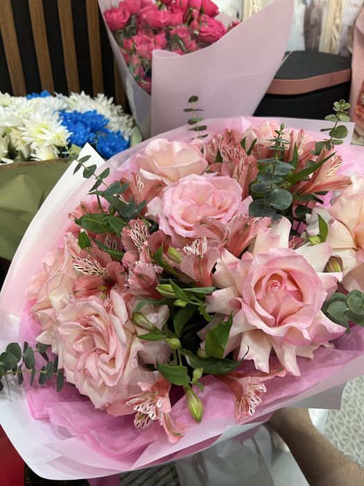 Бу букеты получили