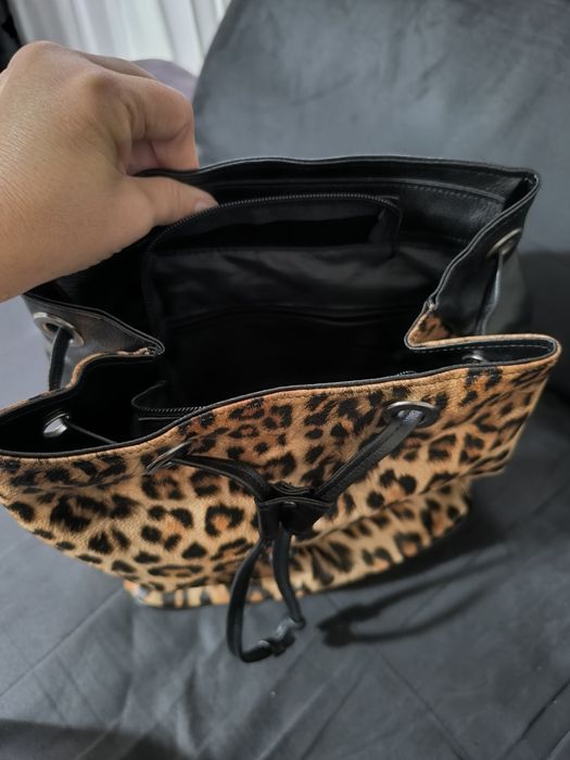 Раница в леопардов принт