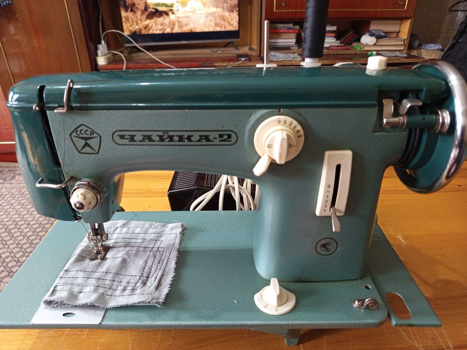 Швейная машинка Чайка - 2. Настольная. Б.У.