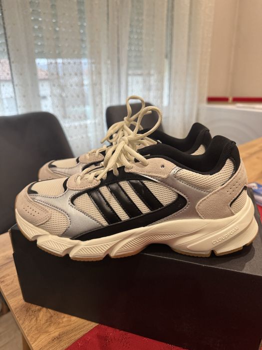 Дамски маратонки Nike