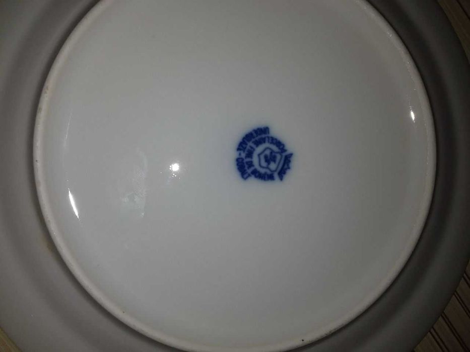 Чехословакия.  Новые тарелки.