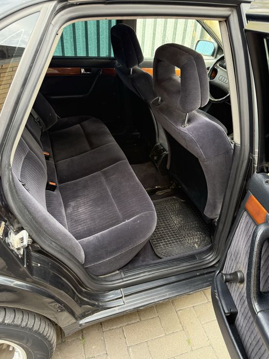 AUDI 100      1994года quatro