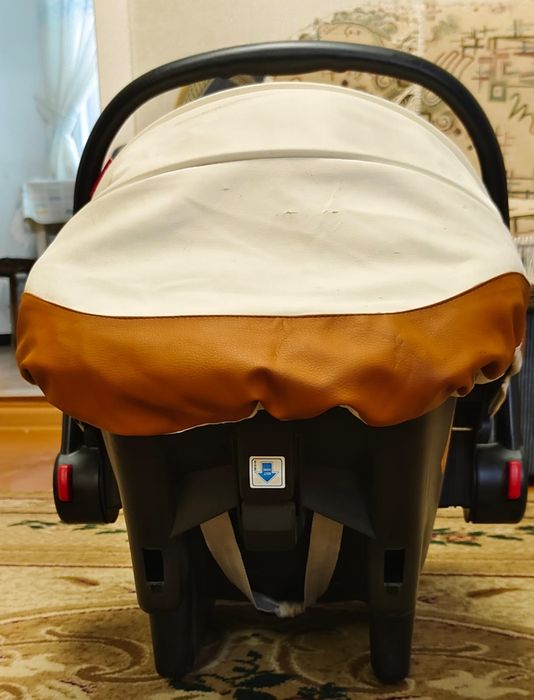 Продам детское крестло