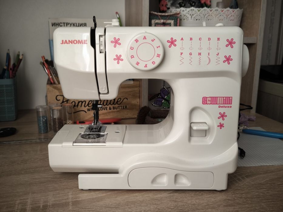 Швейная машинка Janome