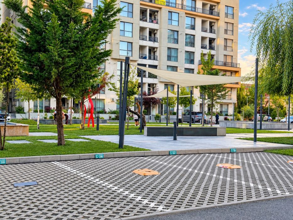 Loc parcare | Onix Blue Mamaia Notd