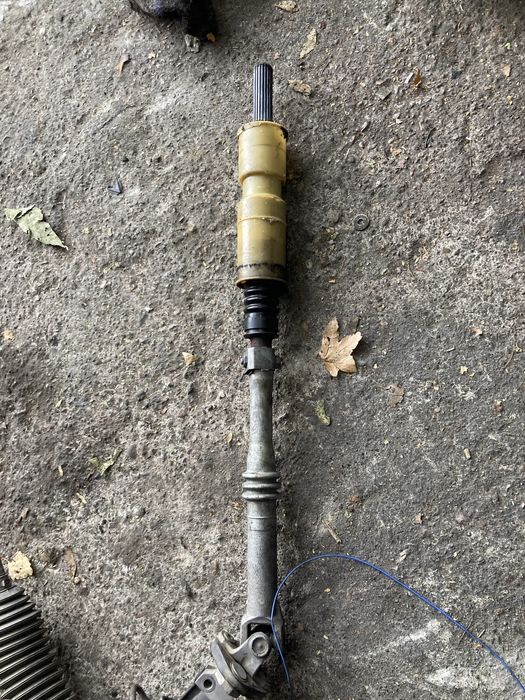 Mercedes w221 s350cdi 258кс 4matic Кормилна Рейка