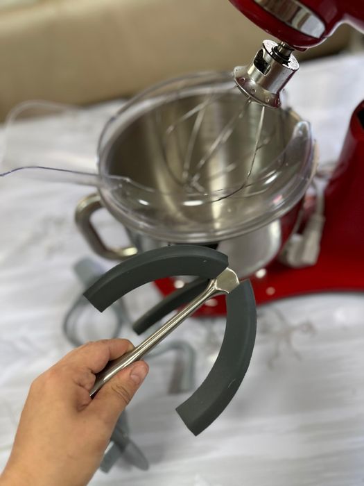 Продам миксер SMEG SMFO3RDEU