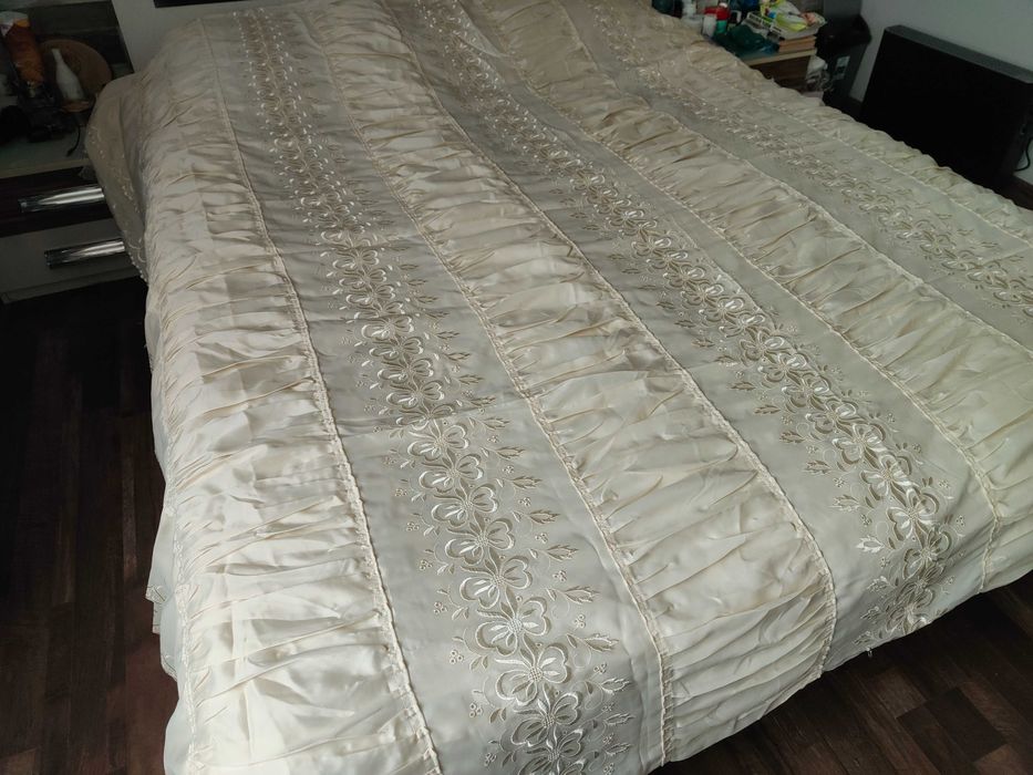 Кувертюра/ покривало за спалня