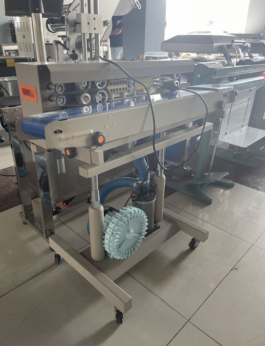 Havoli qadoqlash uskunasi Xitoyda ishlab chiqarilgan
220 W ga ishlaydi