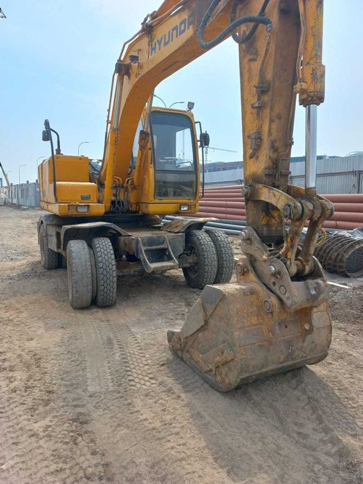 Экскаватор HYUNDAI ROBEX 1400 W-7