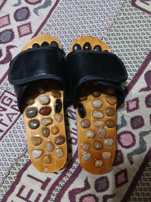 Массажные тапочки (шлепанцы)