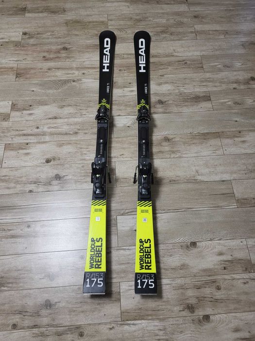 Schiuri Head +bete pret 2.000Ron