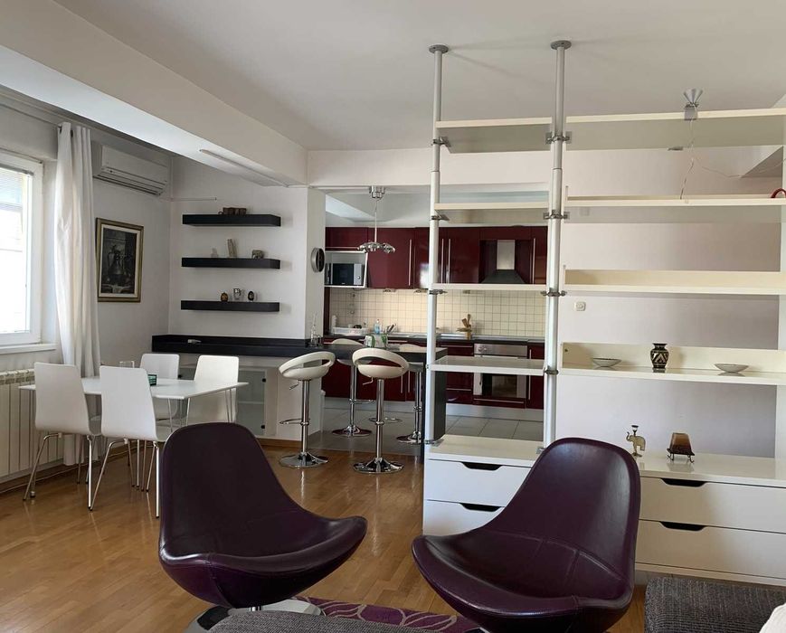 Дава се под наем Тристаен апартамент в Пловдив, Тракия - 96 кв.м за 350 € - Снимка #1