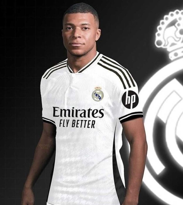 Мбапе Реал Мадрид 9 Екип + Анцуг + Шапка + Чорапи + Топка Mbappe 2025