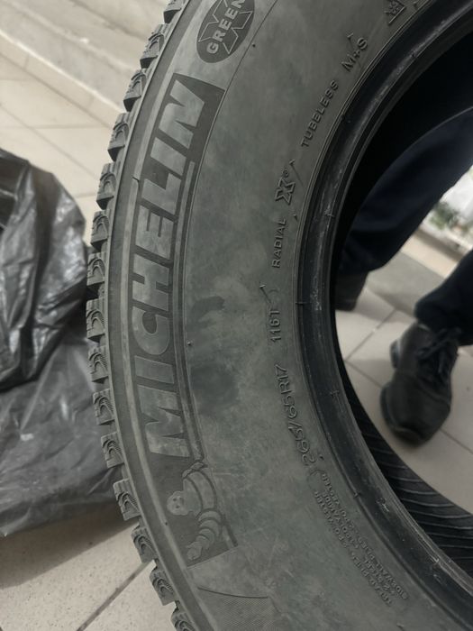 Зимние шины Мишлен 265/65/17