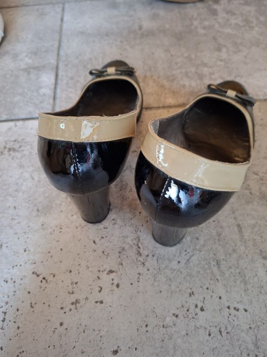 Pantofi negru cu bej