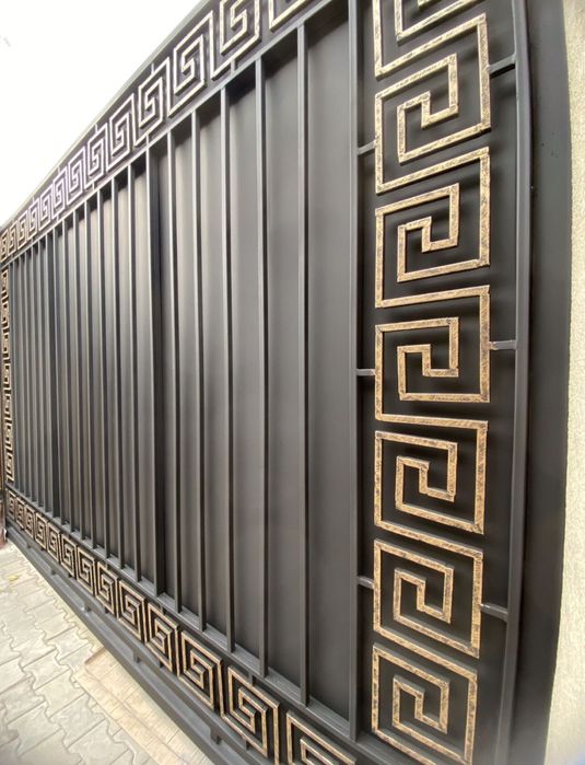 Покраска ворота забор и крыша