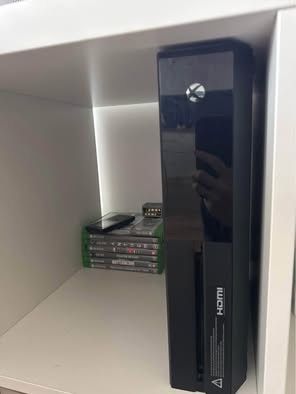 vand x box cu kinect si 5 jocuri