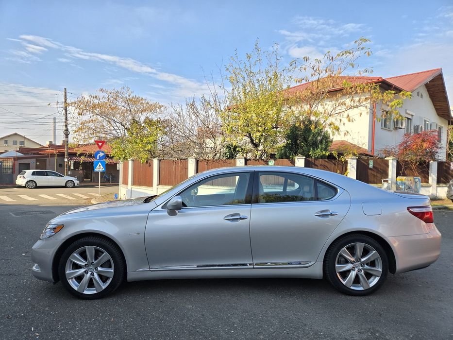 Lexus LS 600h Prezident Hybrid Stare Ireprosabila Propietar Variante