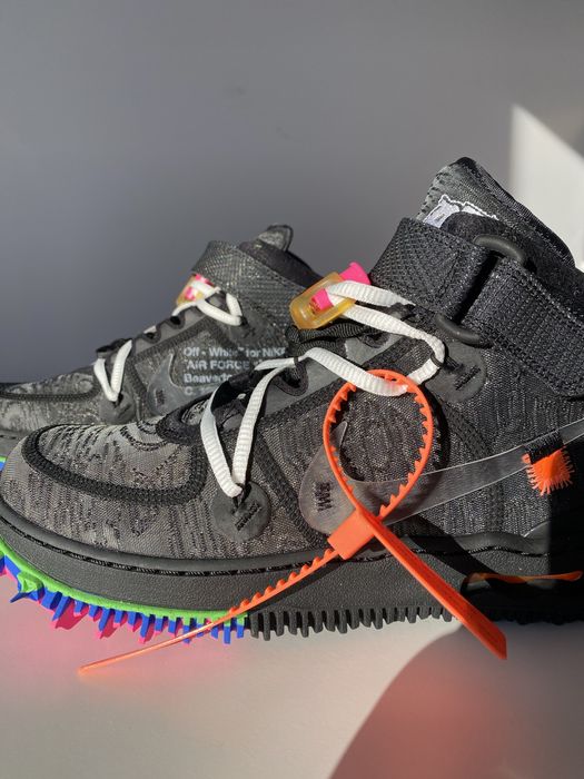 Off-White x Nike Air Force 1 Mid "Black"