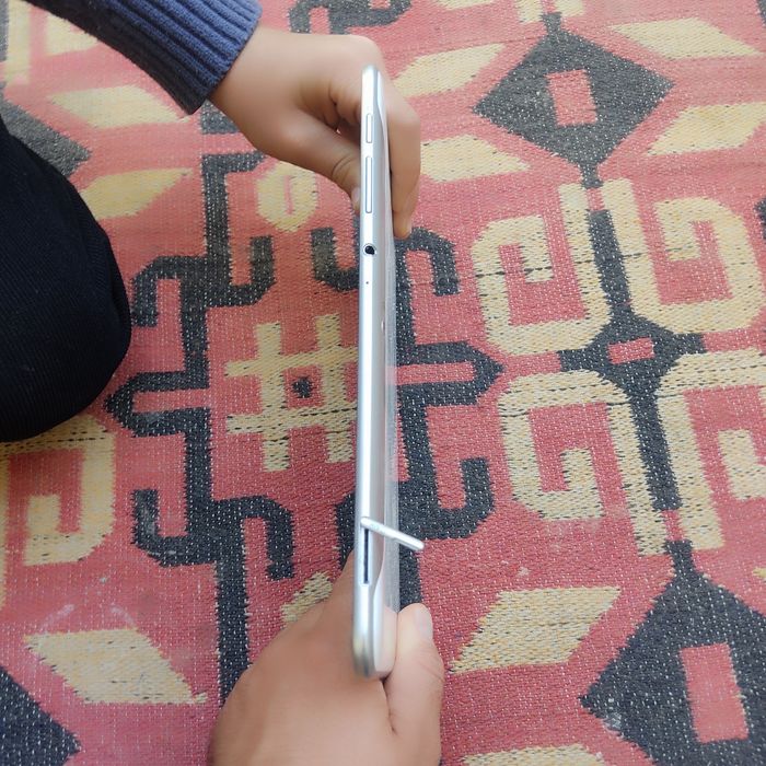 Samsung Galaxy Tab8.9  10.1 versiya.