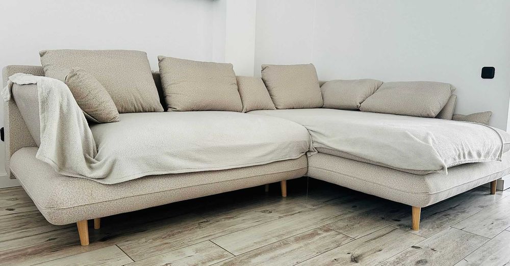 Coltar extensibil crem 280cm - stare foarte buna