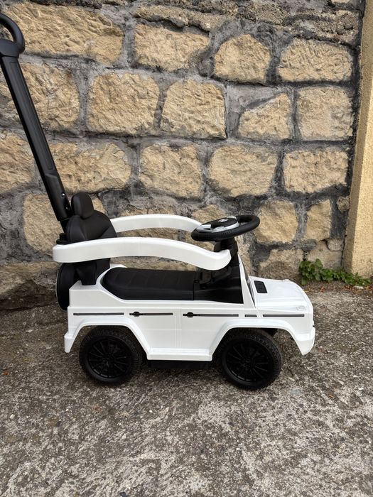 Кола за бутане Mercedes със сенник