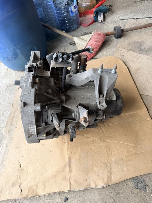 Cutie viteza dacia logan 2, sandero 2, motor 1,2 benzina  75cp