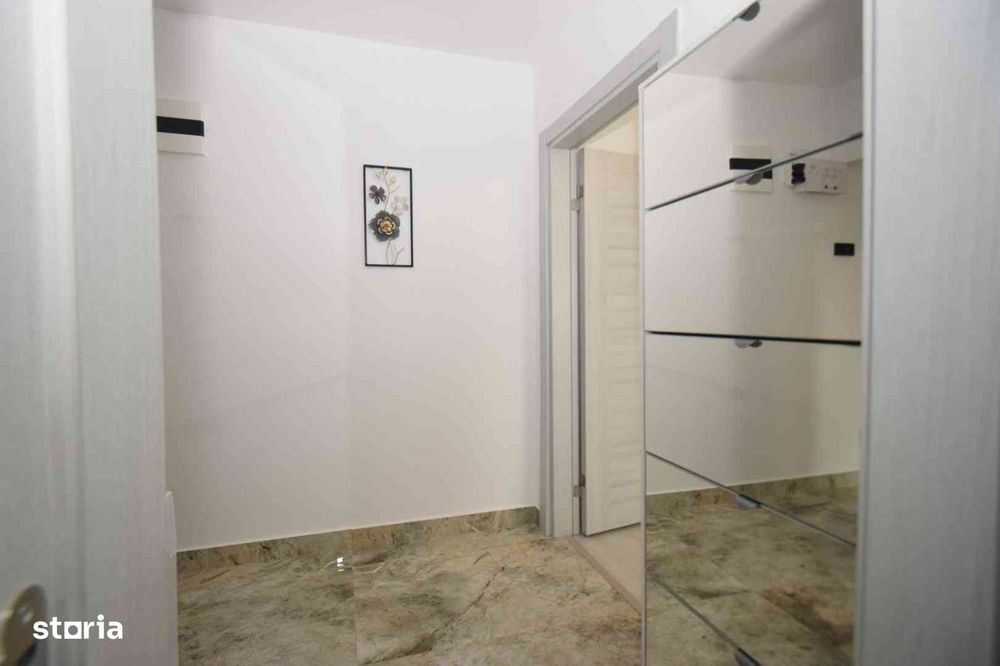 Apartament 2 camere, balcon și AC, Craiova