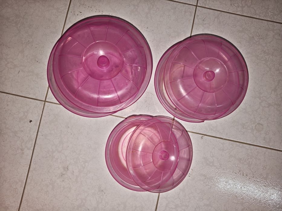 Пластиковые миски