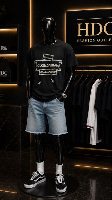 Tricouri foarte căutate / model în trend